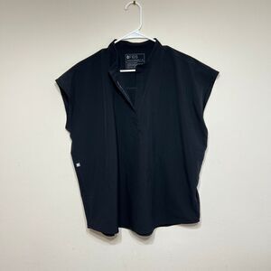 Figs Black Rafaela Oversized Scrub Top Medium with Pockets Women